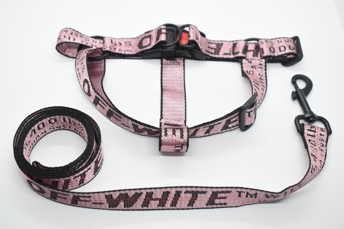 OFF PUP WHITE LEASH & HARNESS SET image 0