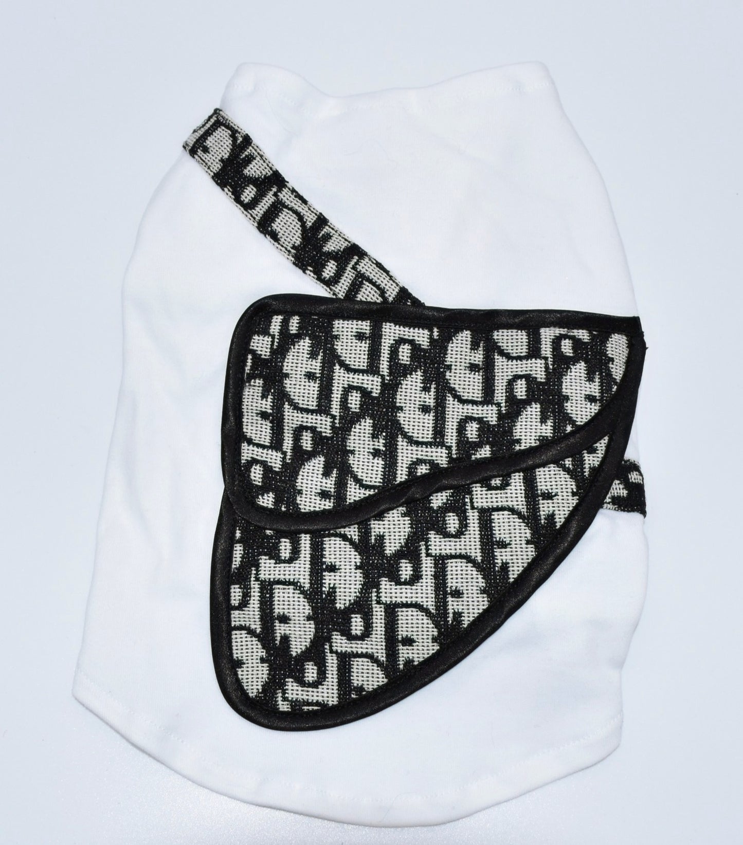 PUPIOR PURSE T-SHIRT image 1