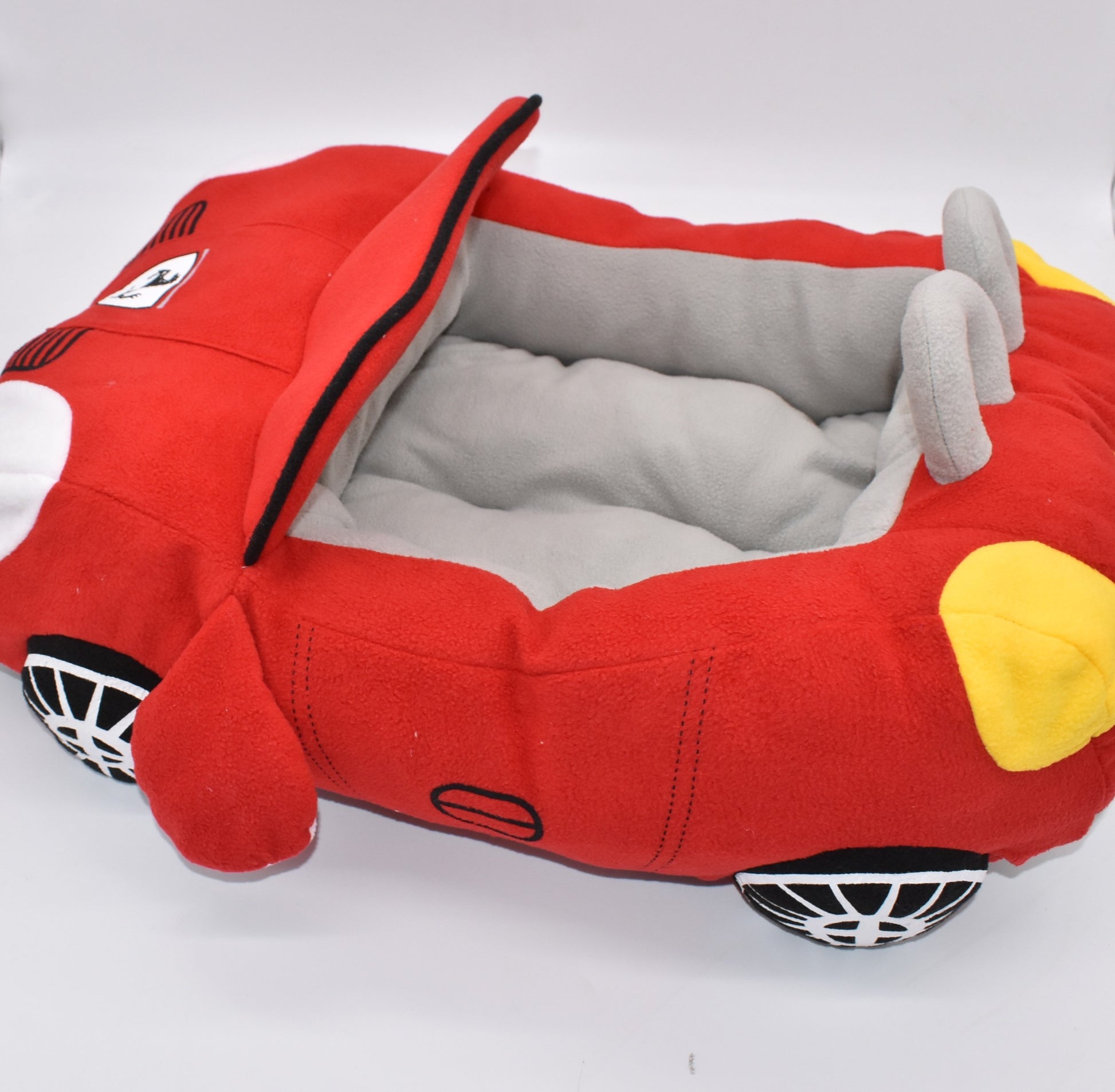 FLY RIDE FERRARI BED image 2