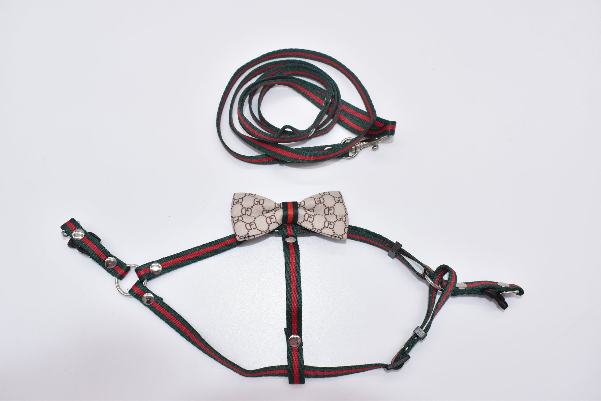 PUPCCI BOW TIE LEASH & HARNESS SET image 3